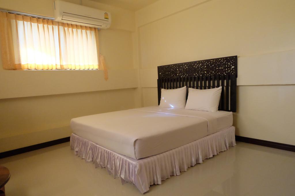 J-Safe Guesthouse Sukhothai Exteriér fotografie