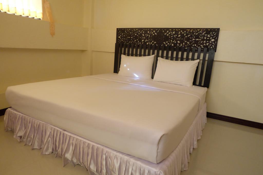 J-Safe Guesthouse Sukhothai Exteriér fotografie