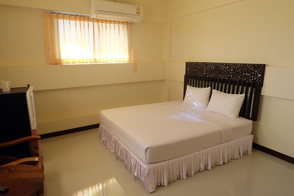 J-Safe Guesthouse Sukhothai Exteriér fotografie