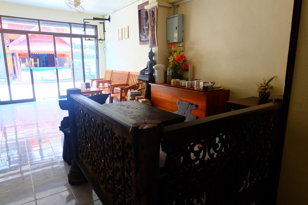 J-Safe Guesthouse Sukhothai Exteriér fotografie
